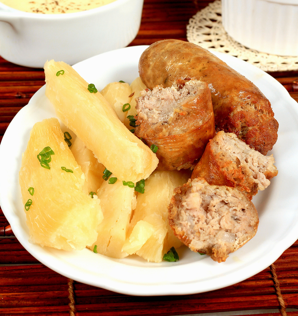 Butifarra casera con mandioca