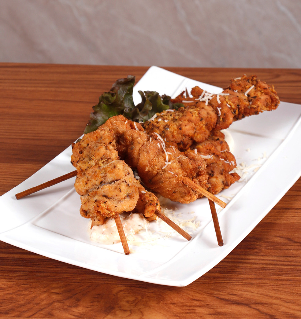 Pollo crocante en palillos