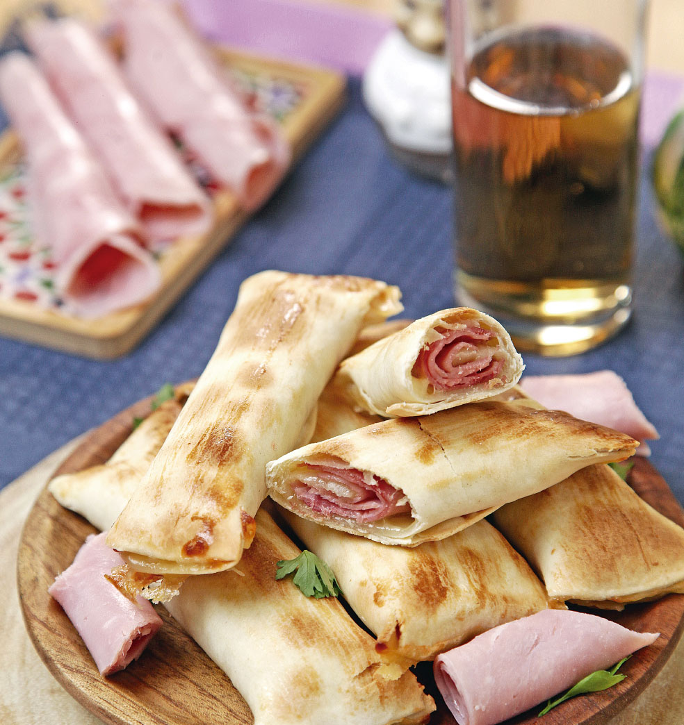Rollitos de jamón y queso